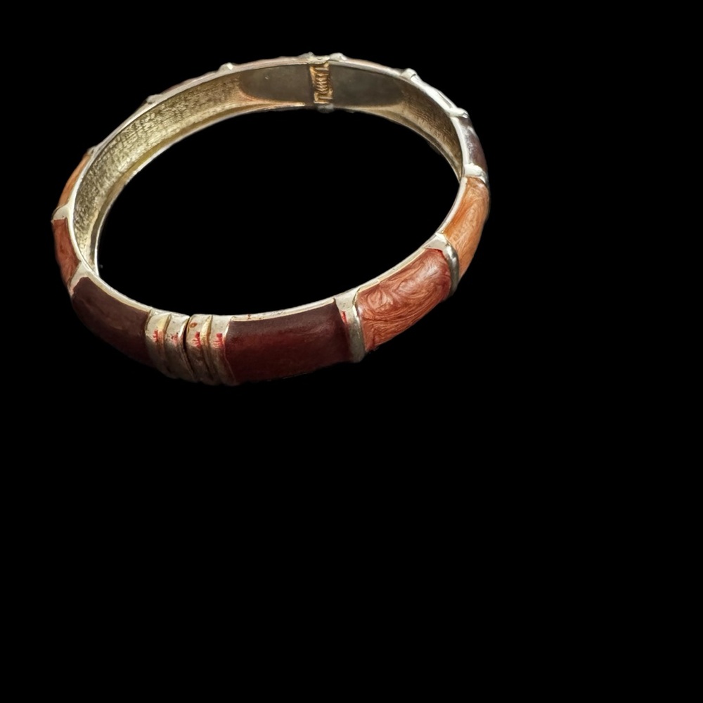 🤎 Vintage Metal & Brown Enamel Hinged Bangle Bracelet 🤎 - Picture 3 of 5